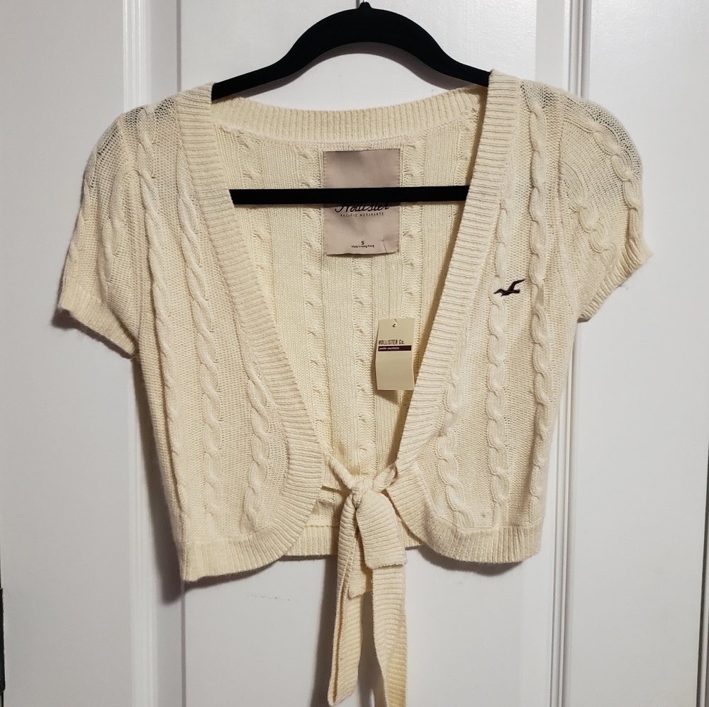 Hollister Cropped front tie sweater size S NWT